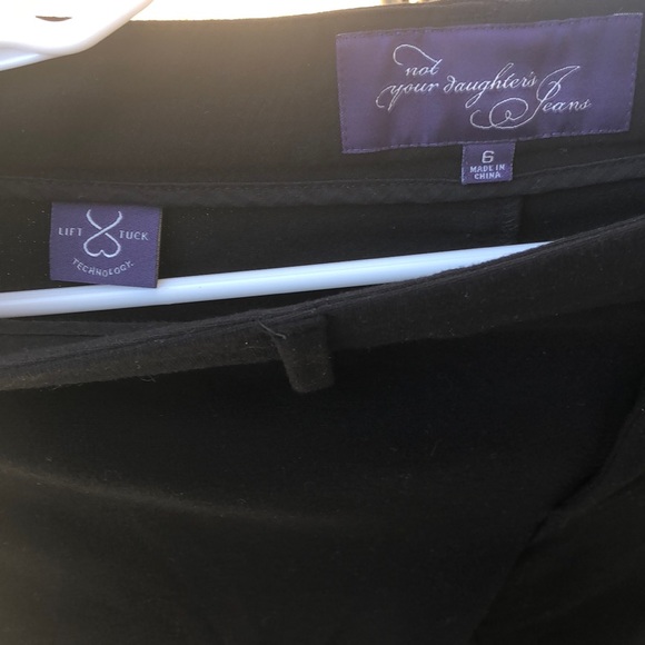 NYDJ Not Your Daughter’s Jeans pant with zip ankle - Picture 3 of 7